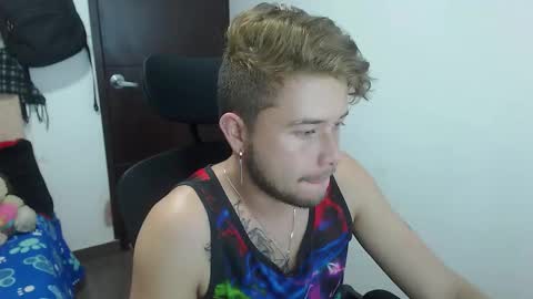 Snapshot of johanleonsweetboy chatting on October 2025 02:46:01 PM JOHAN independient model online show from October 2025 02:46:01 PM