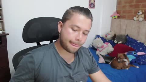 Snapshot of johanleonsweetboy chatting on May 2026 02:23:01 PM JOHAN independient model online show from May 2026 02:23:01 PM