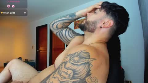 Snapshot of johatsu chatting on December 2024 02:09:01 AM King - online show from December 2024 02:09:01 AM