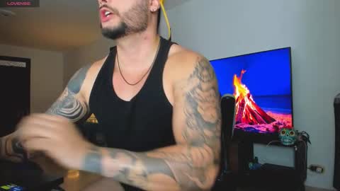 Snapshot of johatsu chatting on October 2025 09:06:01 PM King - online show from October 2025 09:06:01 PM