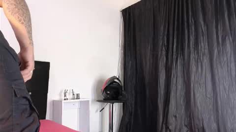 John  online show from October 2025 11:10:01 AM