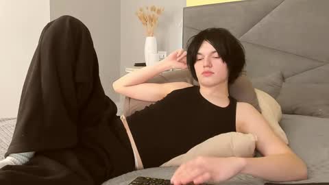 John online show from March 2025 08:00:01 PM
