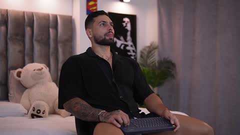 john online show from January 2025 10:26:02 PM