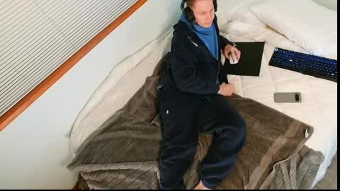 john_therealone online show from December 2024 07:57:01 AM