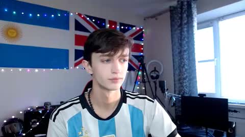 Snapshot of john_winx chatting on March 2026 01:06:01 PM john_winx online show from March 2026 01:06:01 PM