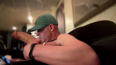 bisexual King  online show from January 2026 10:20:01 AM