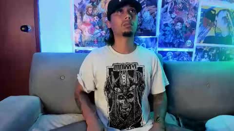 John carrie    Independent  Help me reach my goal 100 likes and 10000 followers  online show from January 2026 01:32:02 AM