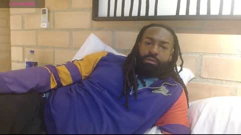 John Gabbana online show from February 2025 10:59:02 AM