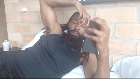 John Gabbana online show from February 2025 09:38:01 PM