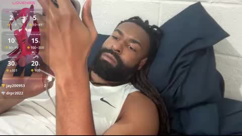 John Gabbana online show from October 2025 09:32:02 PM