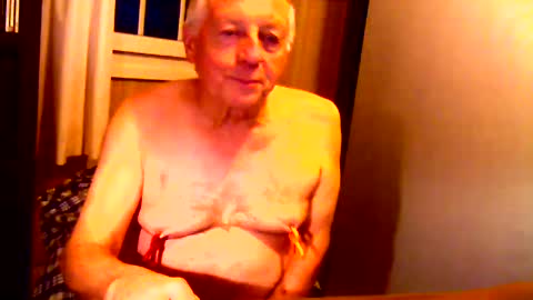 johnjohn6226 online show from January 2025 05:10:01 PM