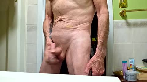 johnlong71 online show from October 2025 09:50:02 AM