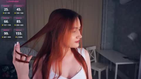 Rocio online show from November 2025 06:52:02 PM