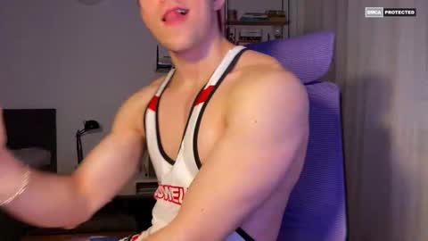 Snapshot of johnnnyhorny chatting on October 2025 06:31:02 PM Johnny online show from October 2025 06:31:02 PM