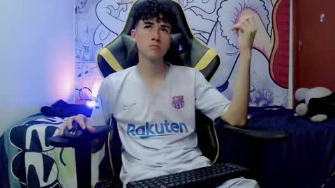 Snapshot of johnny_cagee chatting on December 2024 06:18:02 AM johnny_cagee online show from December 2024 06:18:02 AM