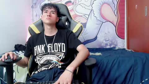 Snapshot of johnny_cagee chatting on December 2024 08:20:02 AM johnny_cagee online show from December 2024 08:20:02 AM