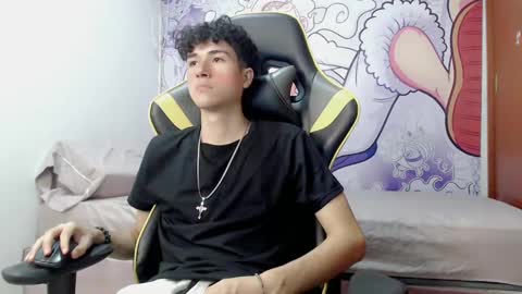 Snapshot of johnny_cagee chatting on December 2024 05:01:01 AM johnny_cagee online show from December 2024 05:01:01 AM