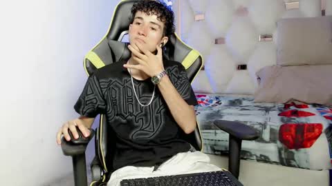 Snapshot of johnny_cagee chatting on September 2025 04:03:01 AM johnny_cagee online show from September 2025 04:03:01 AM