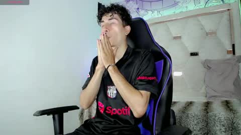 johnny_cagee online show from April 2026 03:55:01 AM