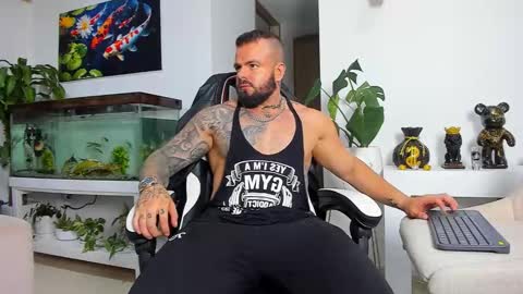 Snapshot of johnnygrayson_ chatting on September 2025 12:55:01 AM JOHNNY online show from September 2025 12:55:01 AM