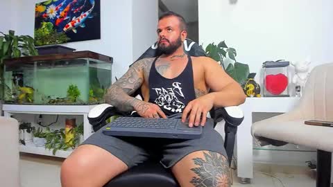 JOHNNY online show from October 2025 12:33:02 AM