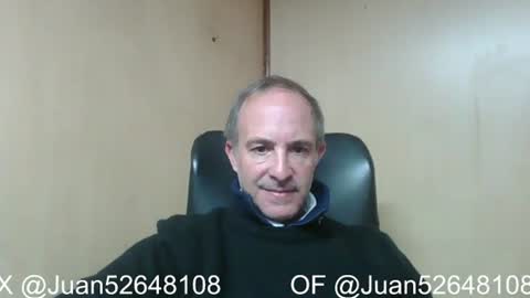 Snapshot of johnq_23 chatting on June 2026 04:33:01 PM John online show from June 2026 04:33:01 PM