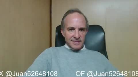 Snapshot of johnq_23 chatting on July 2026 04:05:01 PM John online show from July 2026 04:05:01 PM