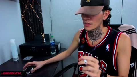 johnsonisaac94  online show from March 2025 05:09:01 AM