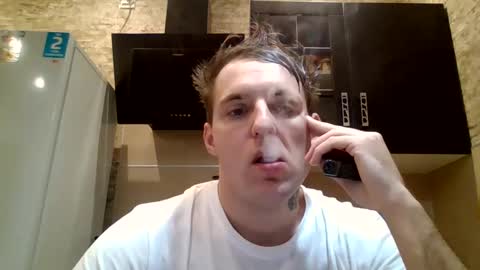 Snapshot of johny_hurdman27 chatting on December 2024 10:33:02 AM johny27 online show from December 2024 10:33:02 AM
