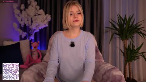 Paula online show from November 2025 04:11:02 AM