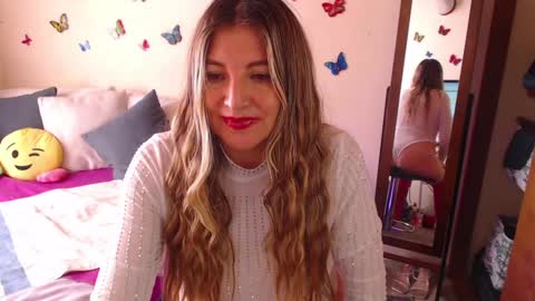 Jolie Mature online show from January 2025 08:34:02 PM