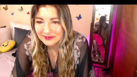 Jolie Mature online show from September 2025 09:59:02 PM