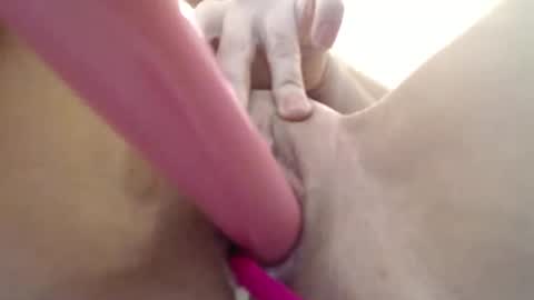 Snapshot of jolieeyes chatting on February 2025 06:07:02 AM JolieEyes online show from February 2025 06:07:02 AM