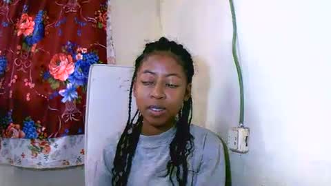 Snapshot of joliekah27 chatting on January 2025 08:04:02 AM joliekah27 online show from January 2025 08:04:02 AM