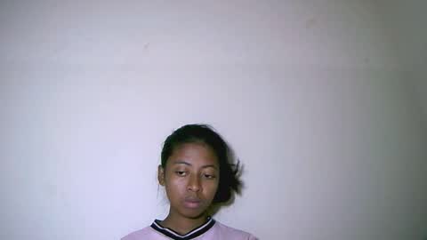 joliekah27 online show from September 2025 05:58:01 PM