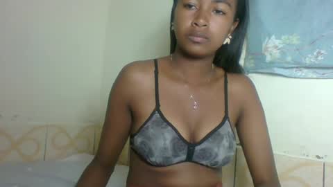 Snapshot of jolienasexi chatting on July 2026 12:07:01 PM jolienasexi online show from July 2026 12:07:01 PM