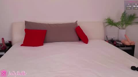 Belle online show from October 2025 01:11:01 AM