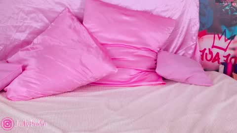 Belle online show from April 2026 12:52:02 AM