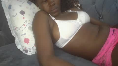 jollynabeb online show from January 2025 09:41:01 PM