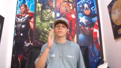 Snapshot of jonathan_moreau chatting on December 2024 12:01:02 PM Jonathan online show from December 2024 12:01:02 PM