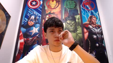 Snapshot of jonathan_moreau chatting on January 2025 12:04:02 PM Jonathan online show from January 2025 12:04:02 PM