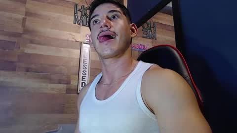 jonathancast08 online show from November 2025 03:02:01 PM