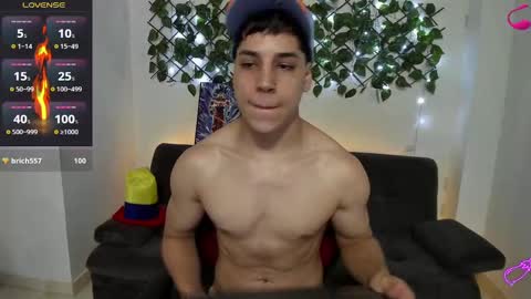 Snapshot of jonathanjoestar_ chatting on December 2024 10:18:02 PM Instagram jonathanfit14 online show from December 2024 10:18:02 PM