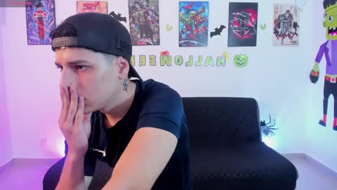 Snapshot of jonathanjoestar_ chatting on October 2025 11:27:01 PM Instagram jonathanfit14 online show from October 2025 11:27:01 PM