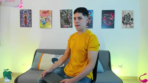 Instagram jonathanfit14 online show from November 2025 10:18:02 PM