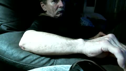 Jonelvis123456 online show from April 2026 08:29:01 AM