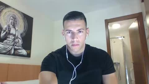 Jonhdoe22 online show from December 2024 03:19:01 PM