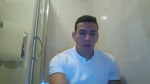 Jonhdoe22 online show from December 2024 02:27:01 PM