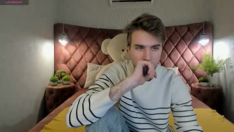 Jonah online show from November 2025 10:19:01 PM