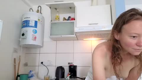 Snapshot of jony_marta chatting on February 2025 02:10:01 PM Jony Marta GMT 2000-0100 every day online show from February 2025 02:10:01 PM